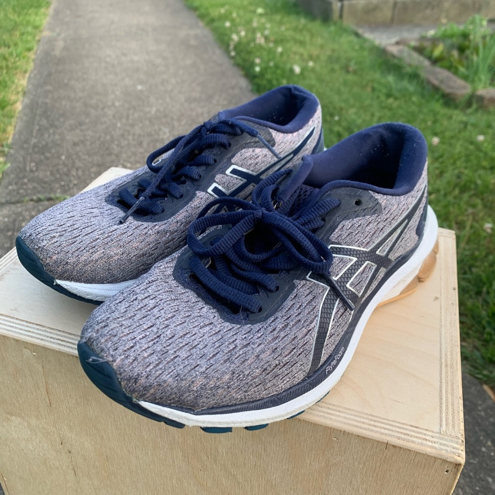 LIKE NEW ASICS Purple and Blue Running Shoes - Picture 2 of 6